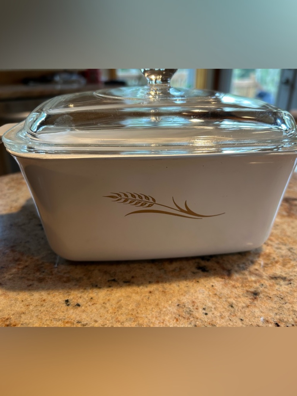 Corningware W-4-B 1.5 Qt  “Wheat “ Oblong Dish w/Pyrex Lid P4C No flaws 1960.
